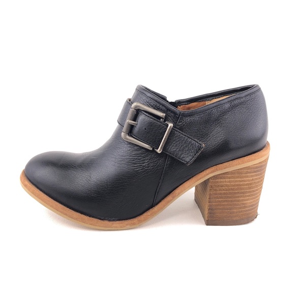 Fugu Malibu Black Leather Block Heel Ankle Booties 9 - Picture 1 of 13